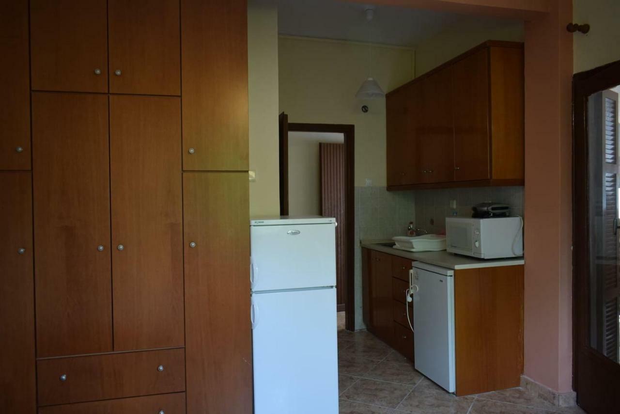 The Family Place - Cosy Double Bedroom Apartment On Beach Of Kallithea, Chalkidiki Kallithea  Eksteriør billede